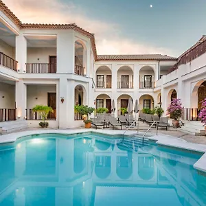 4* מלון Nh Collection Amistad